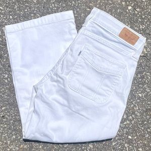 White Jean Levi’s cropped capris women’s size M 8 pants y2k
